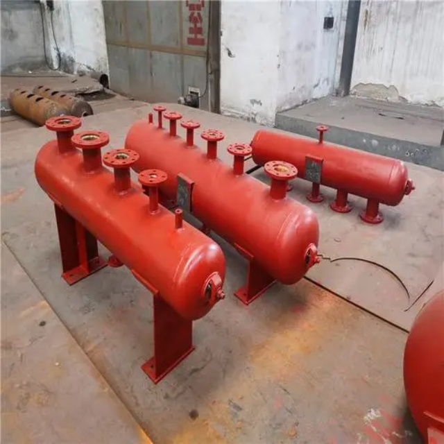 梁山分集水器安装高度